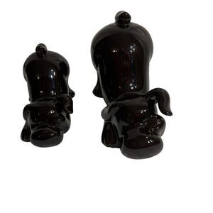 Vintage Glossy Black Mom Dog And Puppy Bottoms Up Figurines W/ 1 Ear Up.